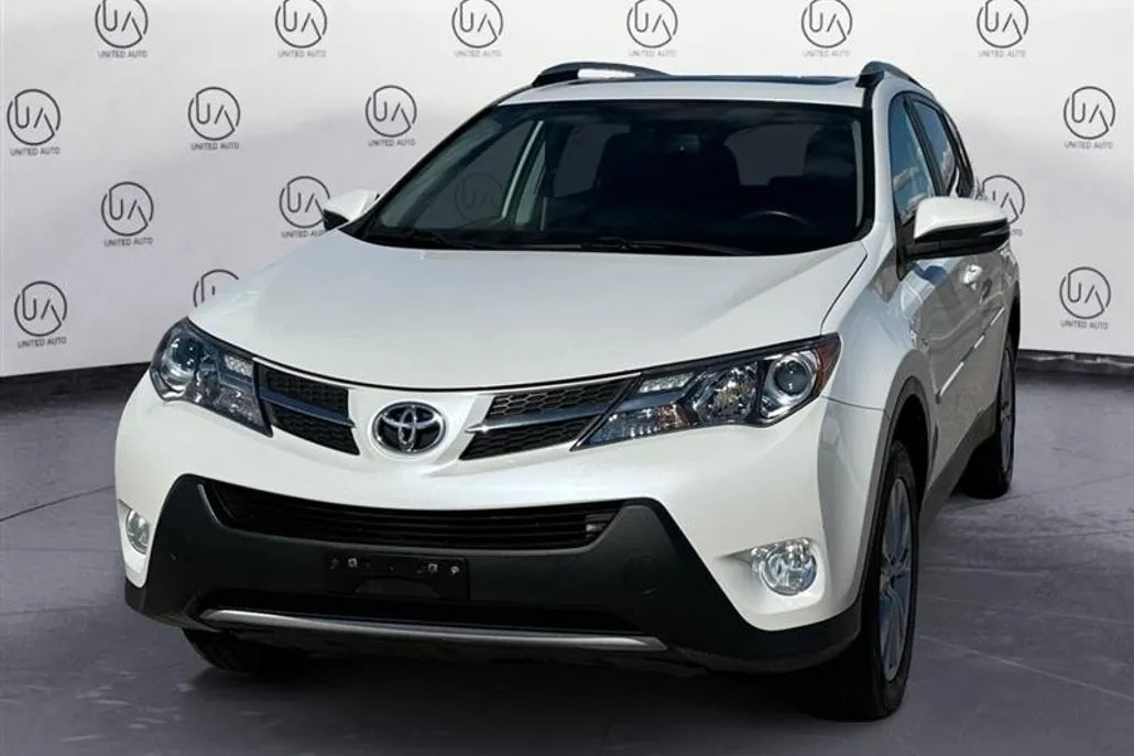 2013 Toyota RAV4 Limited photo 1