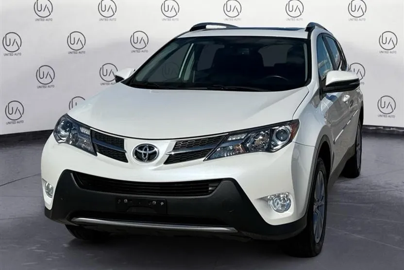 2013 Toyota RAV4 Limited photo 1