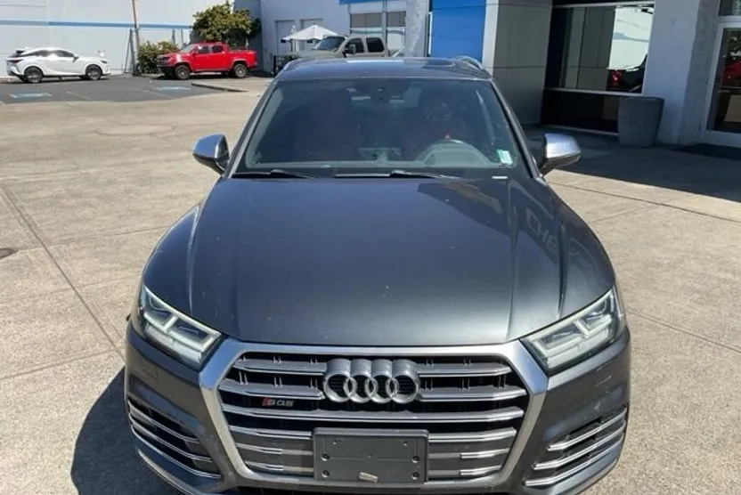 2018 Audi SQ5 Premium Plus photo 1