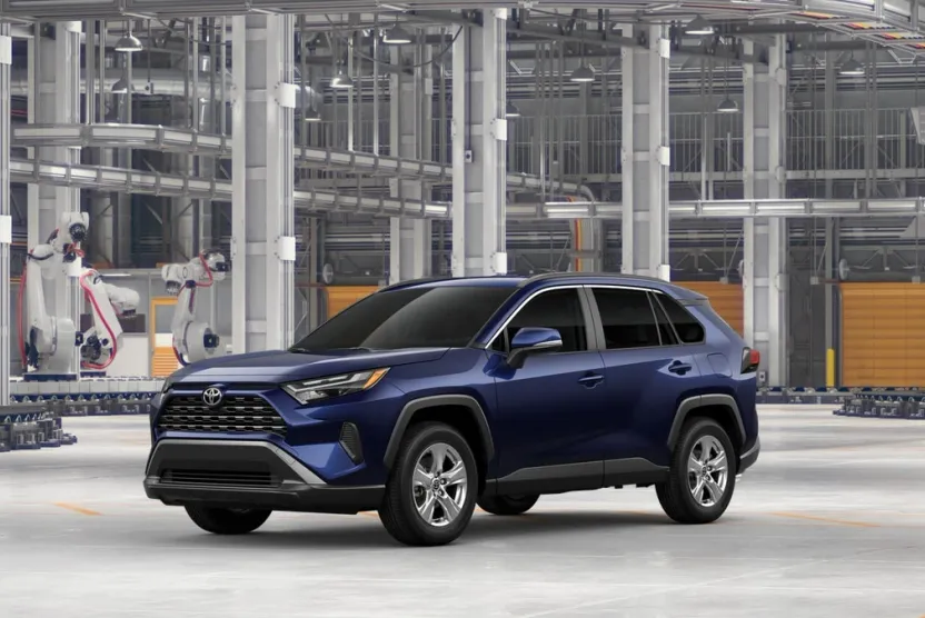 2025 Toyota RAV4 XLE photo 1
