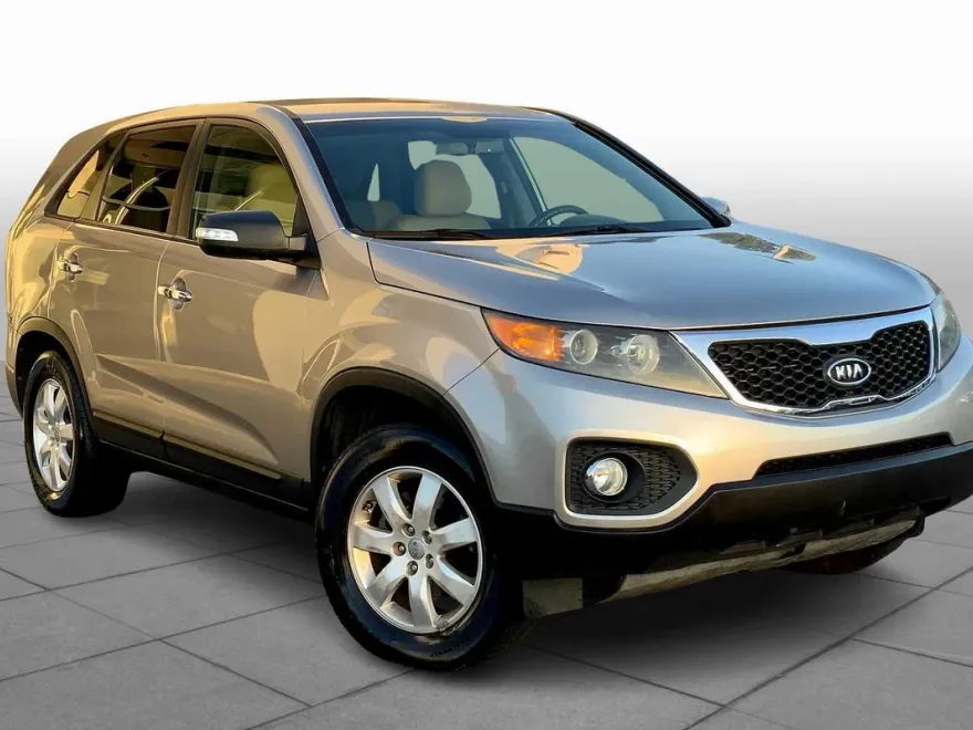 2013 Kia Sorento LX photo 1