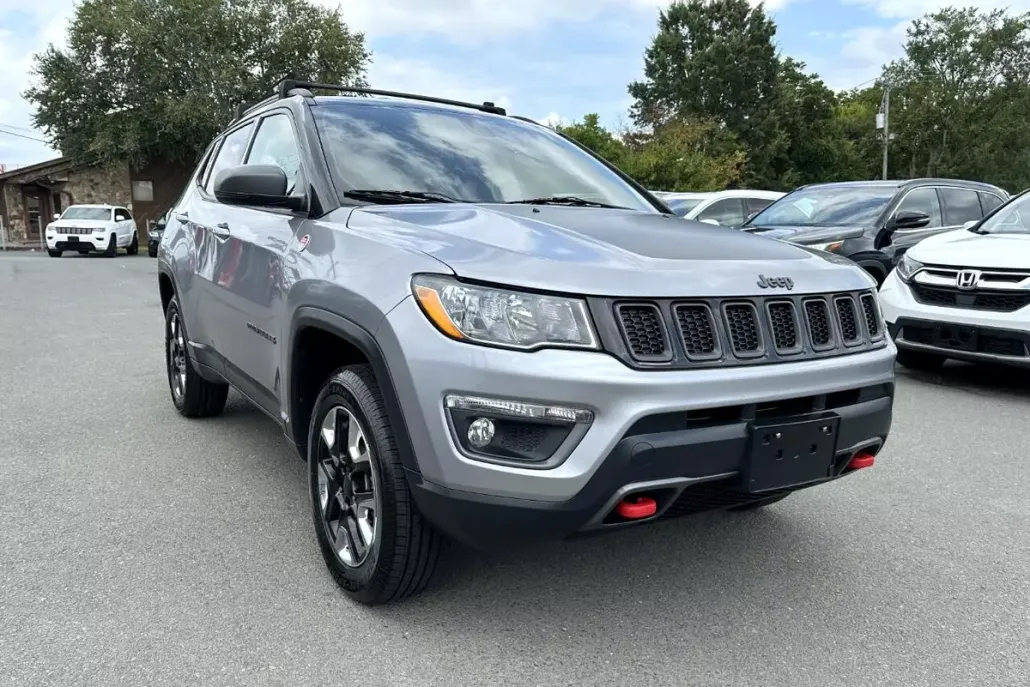 2017 Jeep Compass Limited photo 1