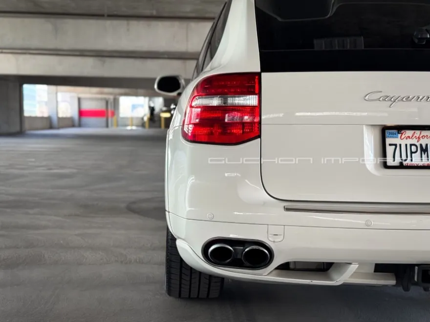 2009 Porsche Cayenne GTS photo 22