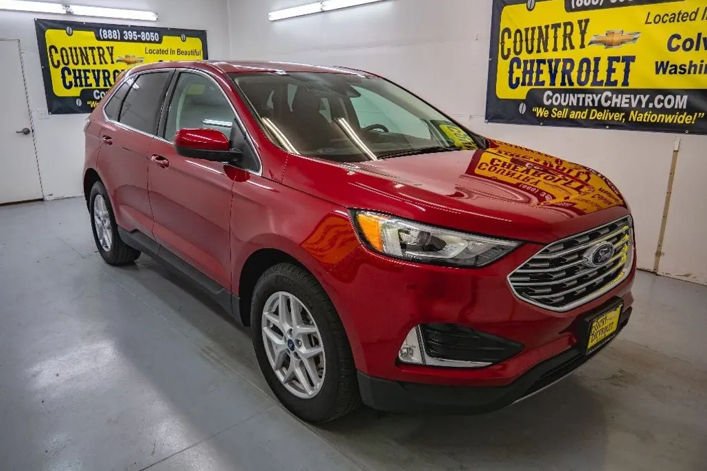 2021 Ford Edge SEL photo 1