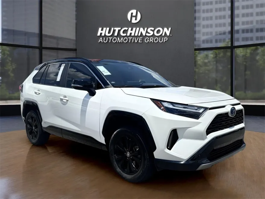 2022 Toyota RAV4 Hybrid XSE photo 1