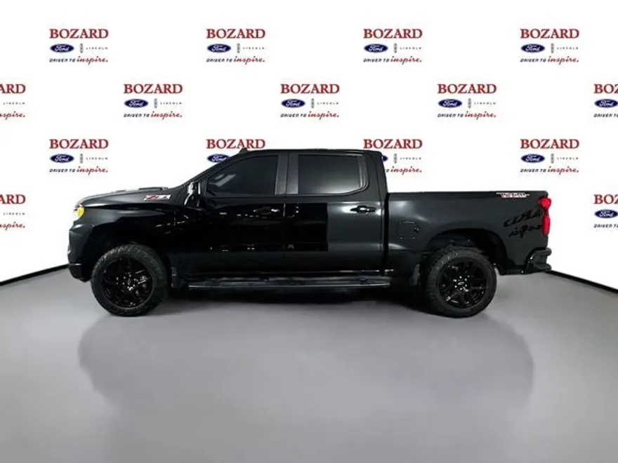 2024 Chevrolet Silverado 1500 LT Trail Boss photo 1