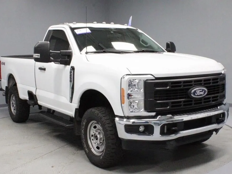 2023 Ford F-250 XL photo 1