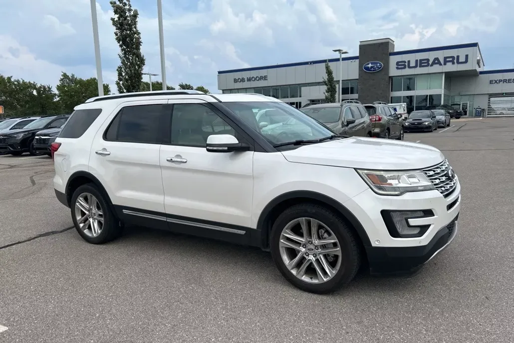 2017 Ford Explorer Limited photo 1