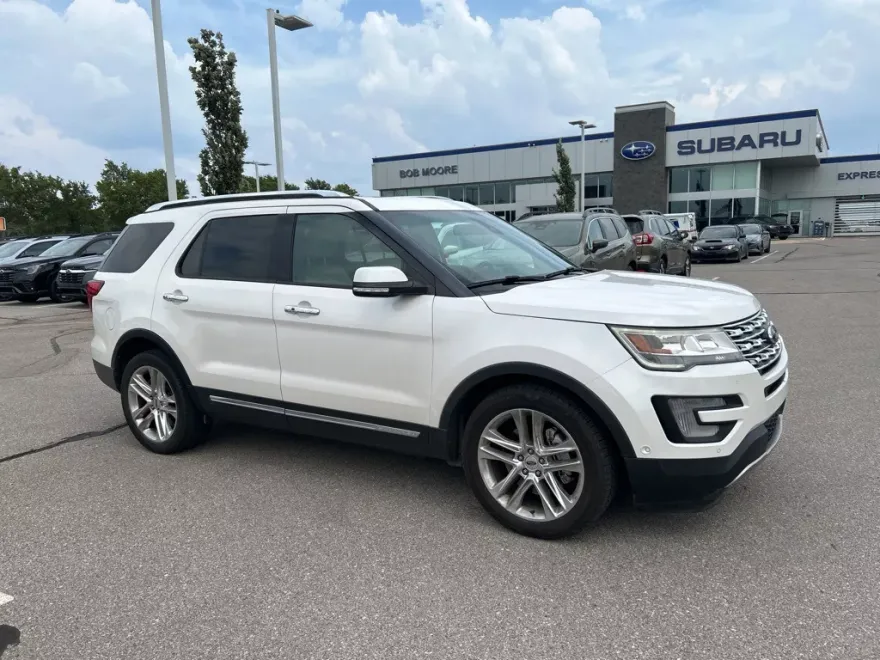 2017 Ford Explorer Limited photo 1