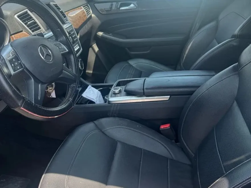 2013 Mercedes Benz ML 350 photo 1