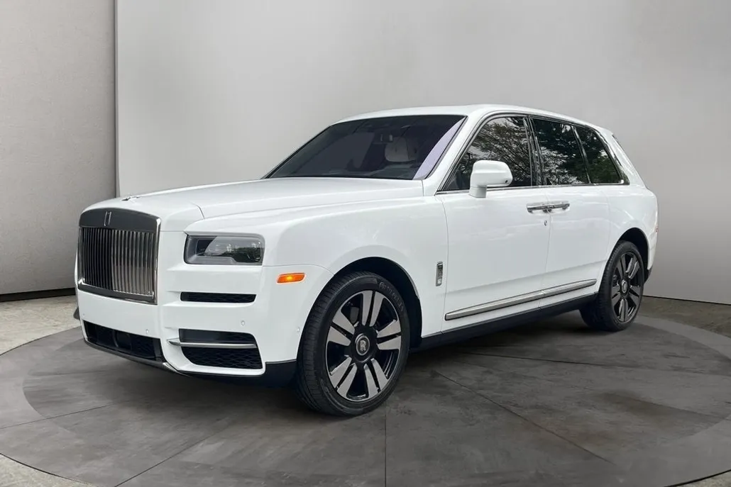 2023 Rolls Royce Cullinan RR31 photo 1