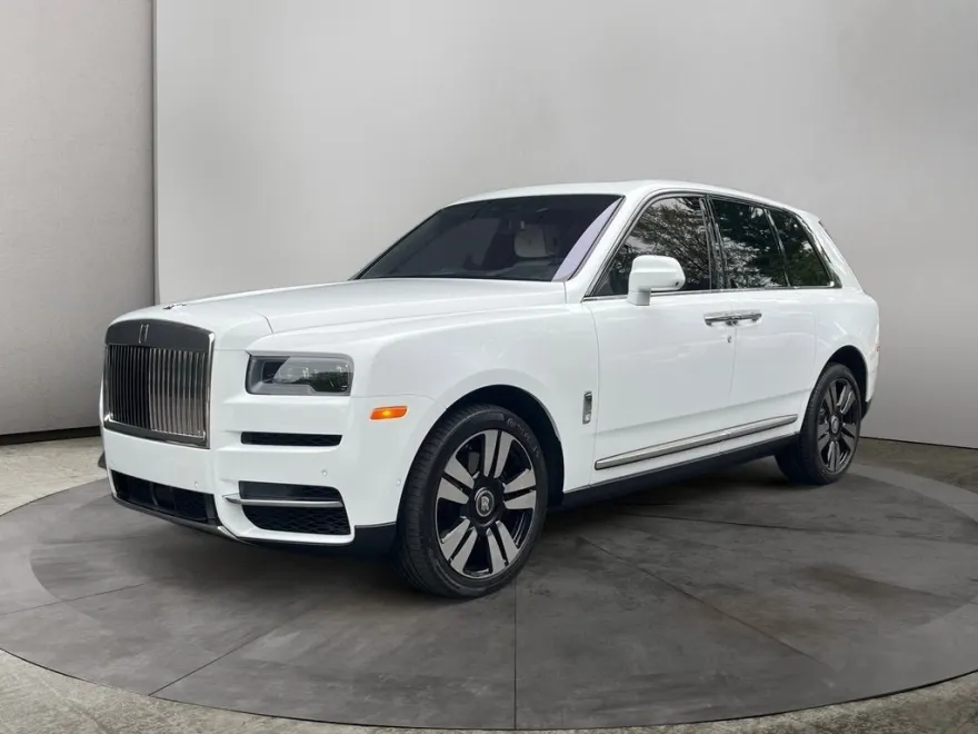 2023 Rolls Royce Cullinan RR31 photo 1