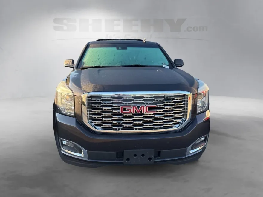 2017 Gmc Yukon Denali photo 1