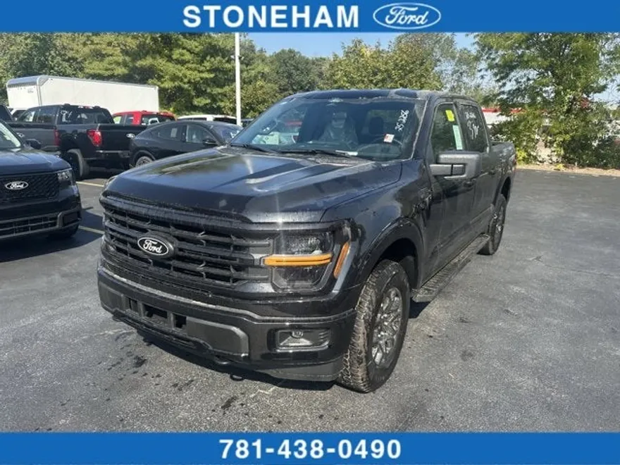 2025 Ford F-150 XLT photo 1