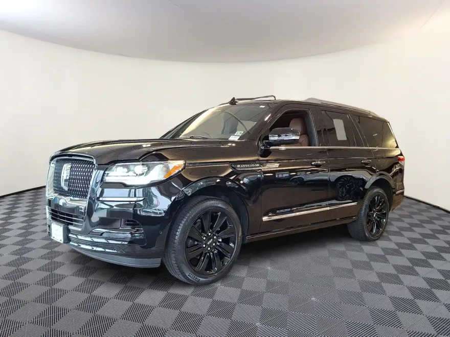 2024 Lincoln Navigator Reserve photo 1