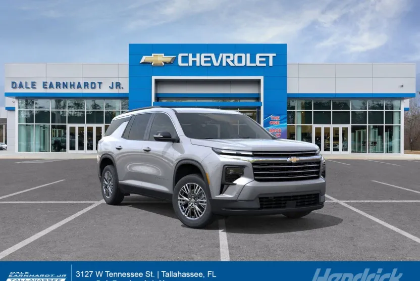 2026 Chevrolet Traverse photo 1