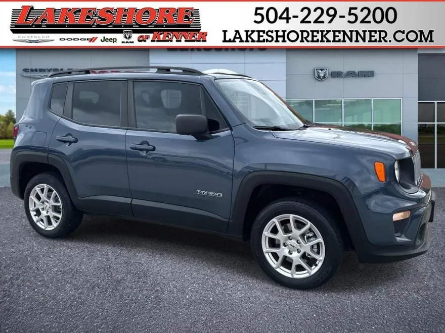 2022 Jeep Renegade Latitude photo 1