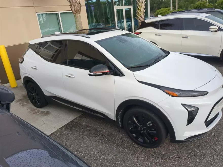 2023 Chevrolet Bolt EUV Premier photo 1