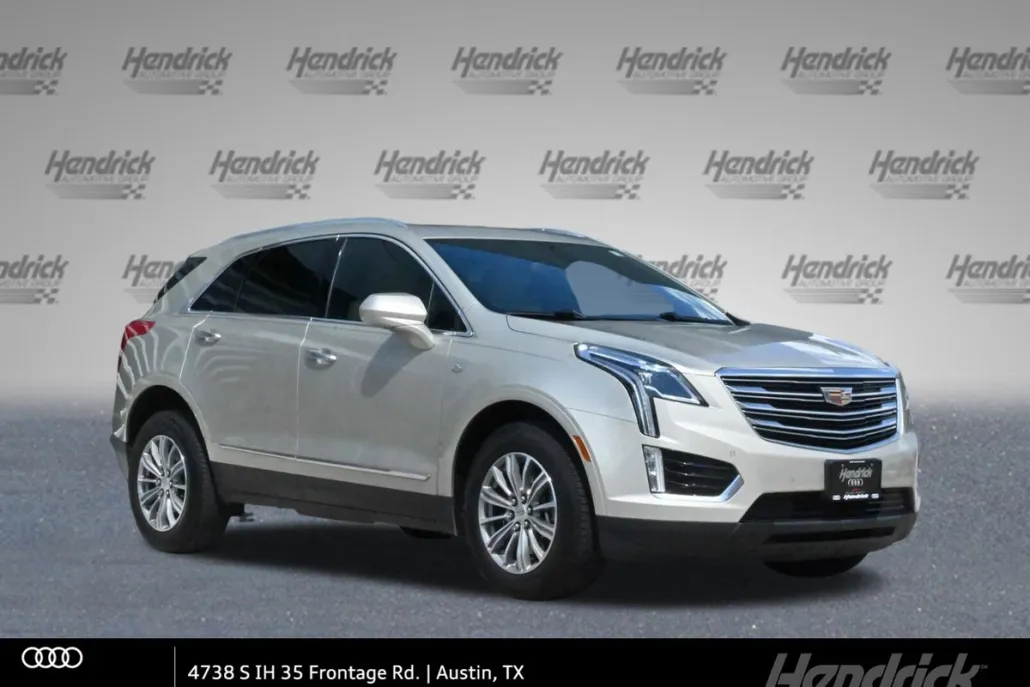 2017 Cadillac XT5 Luxury photo 1