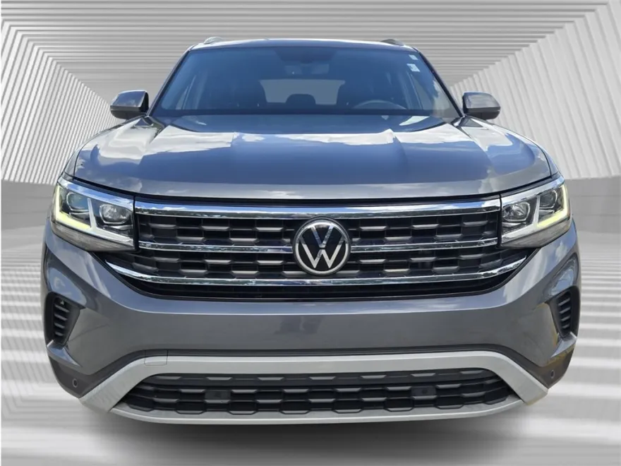 2022 Volkswagen Atlas Cross Sport SE Technology photo 1