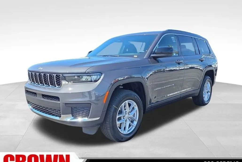 2025 Jeep Grand Cherokee Laredo X photo 1