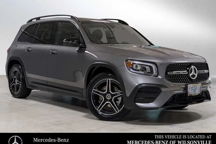 2023 Mercedes Benz GLB 250 4MATIC photo 1