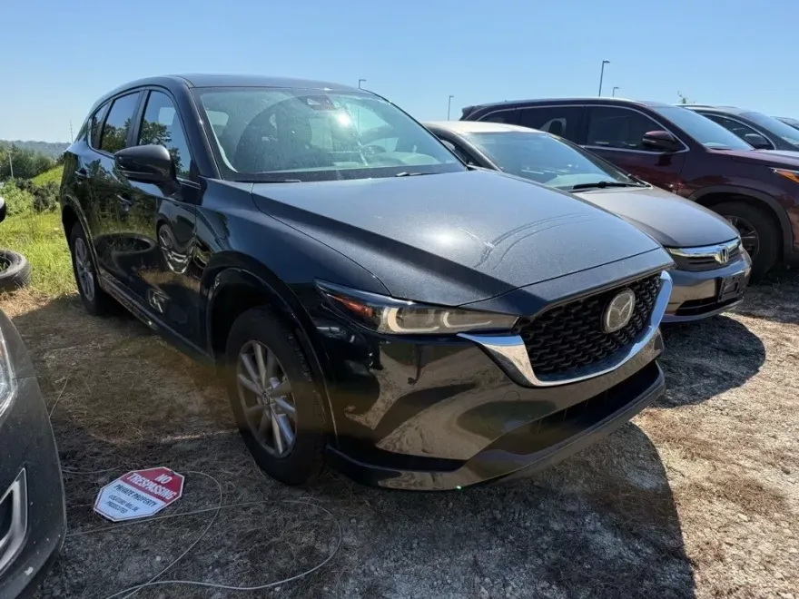 2024 Mazda CX-5 2.5 S Preferred photo 1