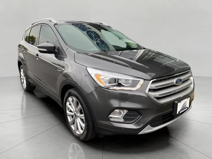 2018 Ford Escape Titanium photo 1
