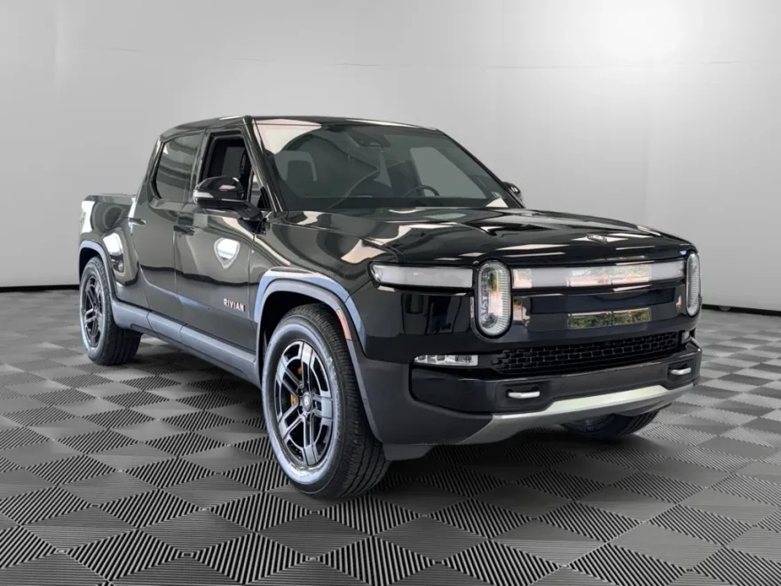 2022 Rivian R1T Launch Edition photo 1