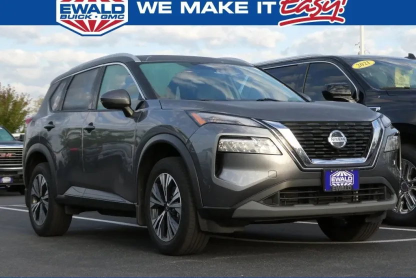 2021 Nissan Rogue SV photo 1