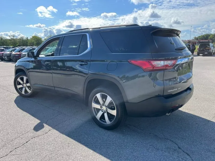 2020 Chevrolet Traverse 3LT photo 1