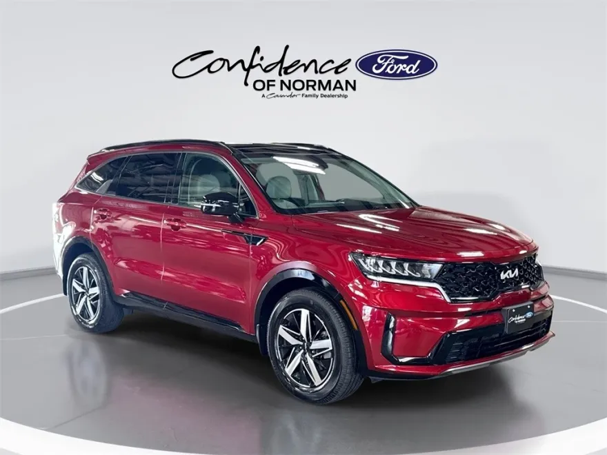 2022 Kia Sorento S photo 1
