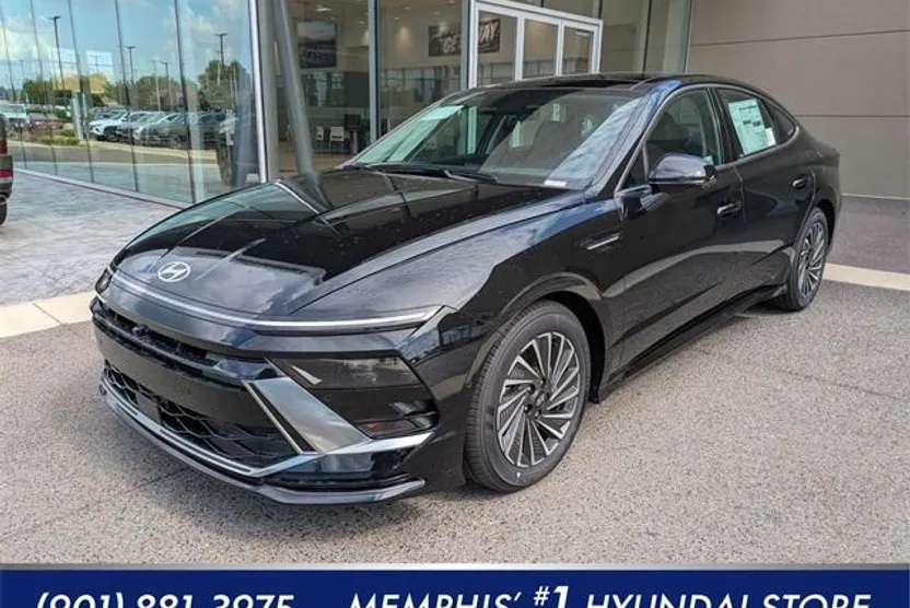 2025 Hyundai Sonata Hybrid Limited photo 1
