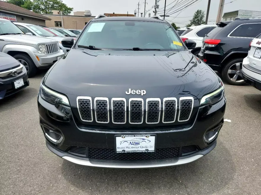 2019 Jeep Cherokee Limited photo 1