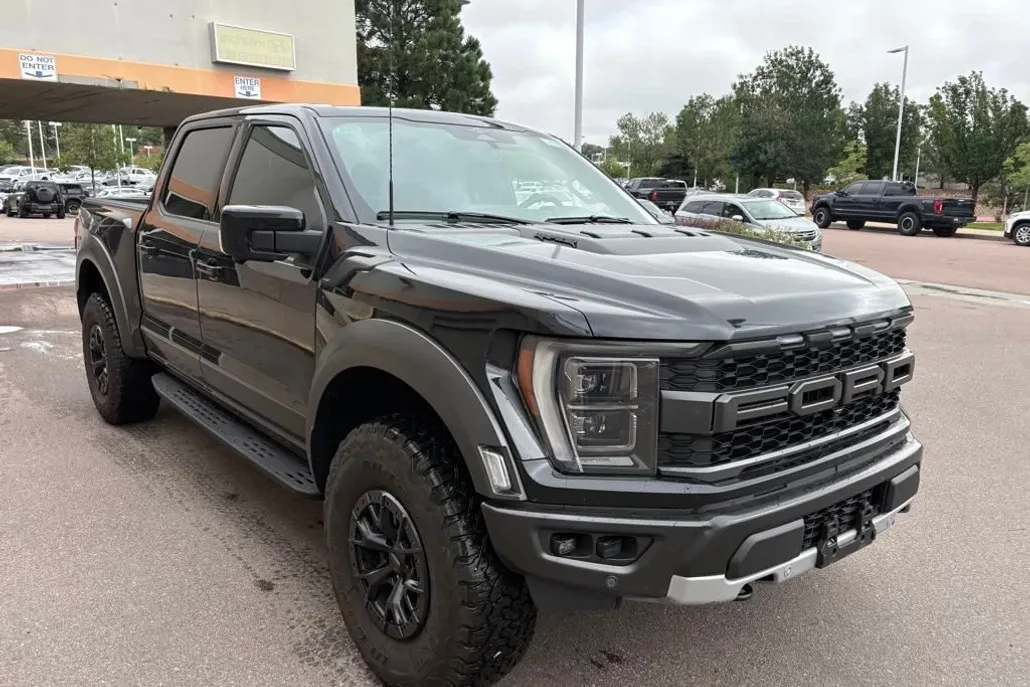 2023 Ford F-150 Raptor photo 1