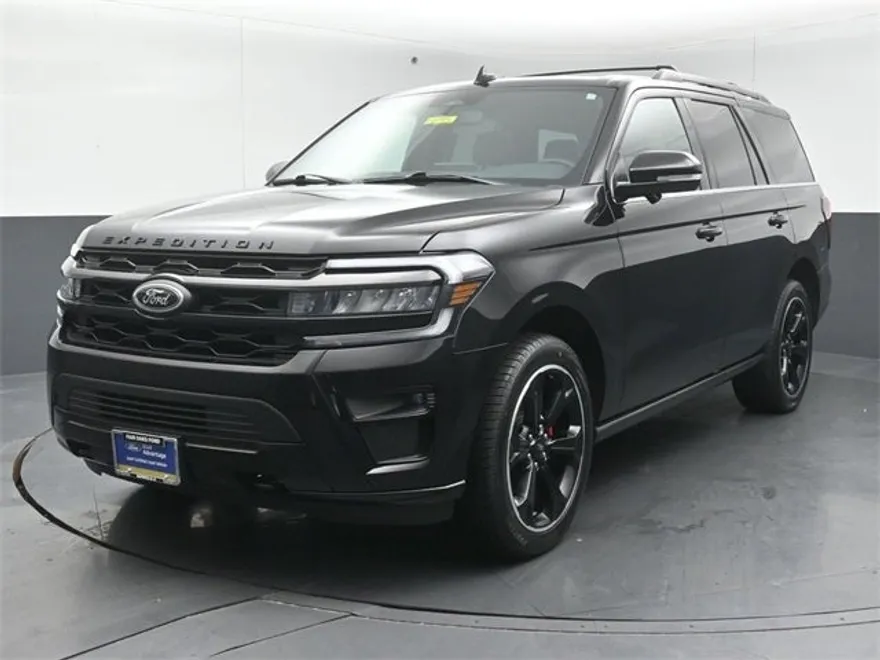 2024 Ford Expedition Limited photo 1