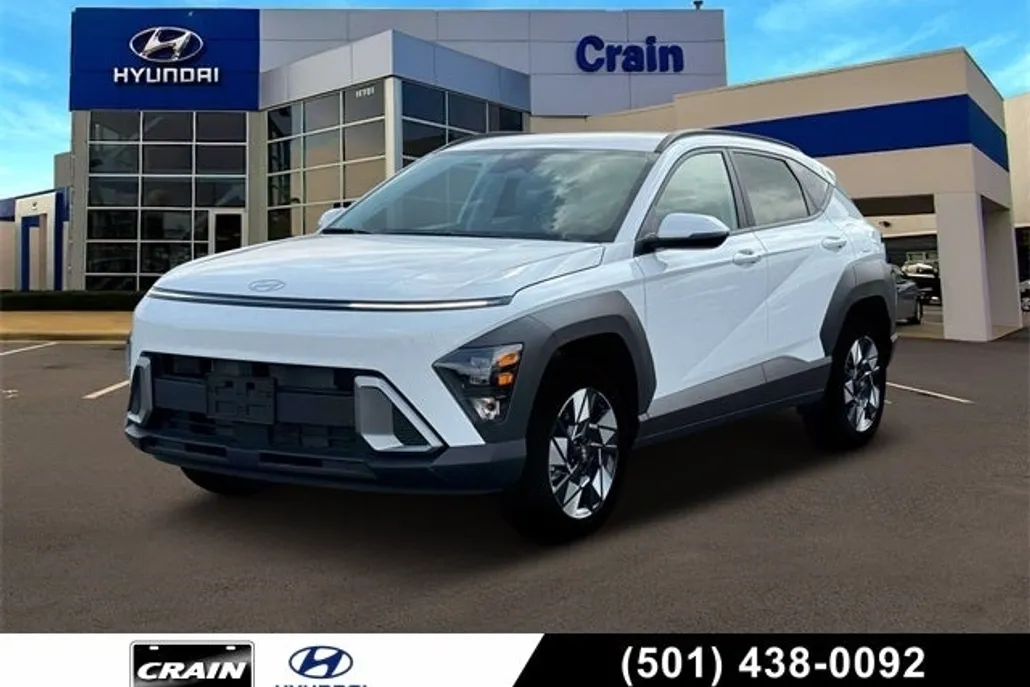2025 Hyundai Kona SEL photo 1
