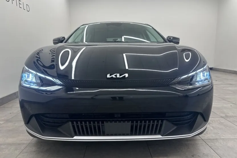 2024 Kia EV6 Light photo 1