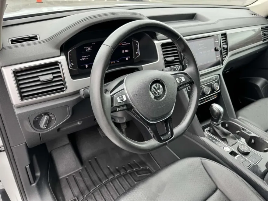 2019 Volkswagen Atlas V6 SEL photo 1