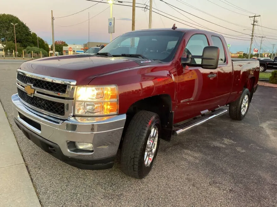 2013 Chevrolet Silverado 2500HD LT photo 1
