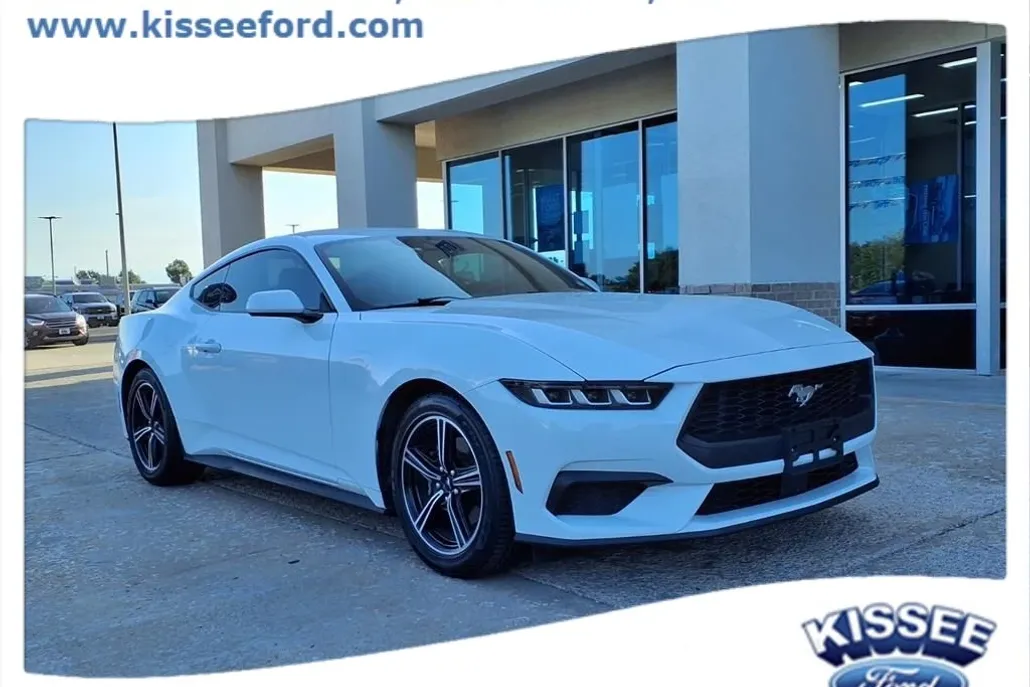 2024 Ford Mustang EcoBoost photo 1