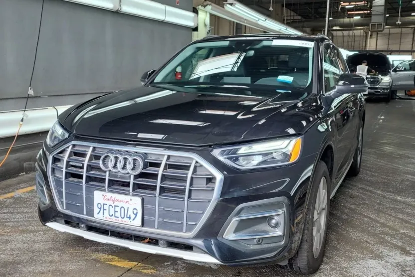 2023 Audi Q5 40 TFSI Premium Plus photo 1