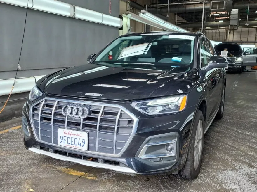 2023 Audi Q5 40 TFSI Premium Plus photo 1