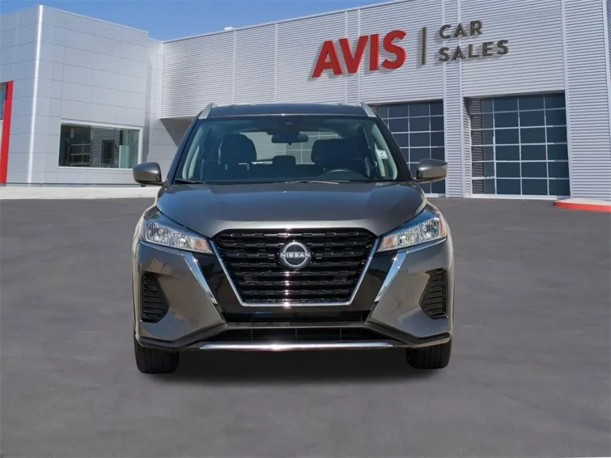 2024 Nissan Kicks SV photo 1