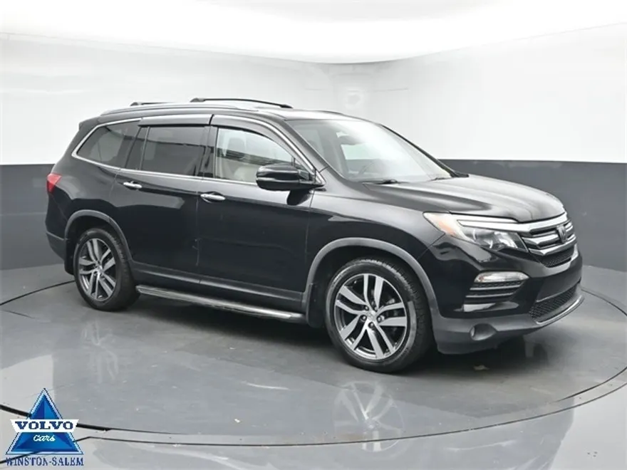 2016 Honda Pilot Elite photo 1