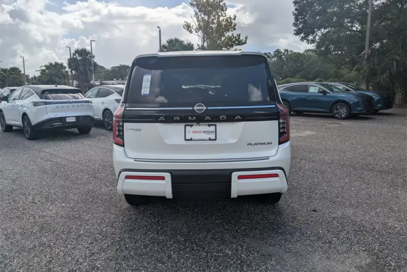 2026 Nissan Armada Platinum photo 1