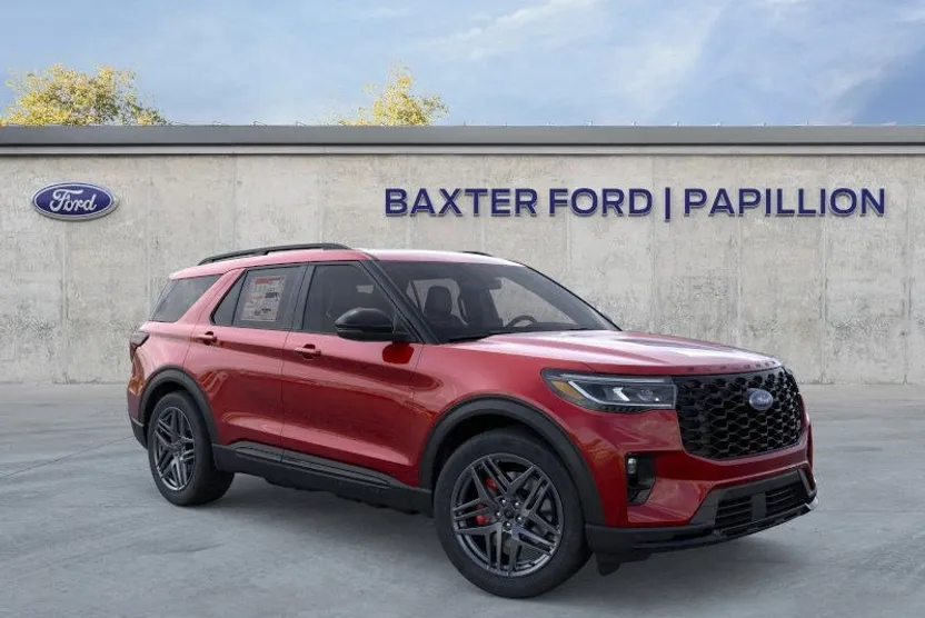 2025 Ford Explorer ST photo 1
