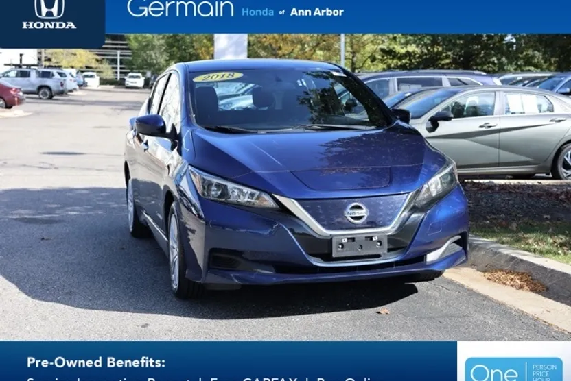 2018 Nissan Leaf S photo 1
