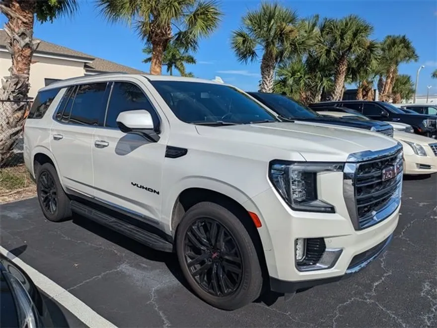 2022 Gmc Yukon SLT photo 1