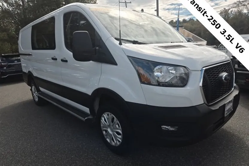 2024 Ford Transit Cargo Van photo 1